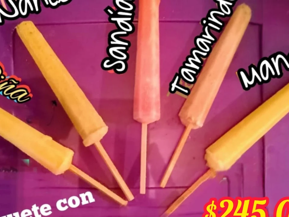 Maxi paletas de frutas de nance, sandía, tamarindo, mango y piña, paquete de 15 piezas